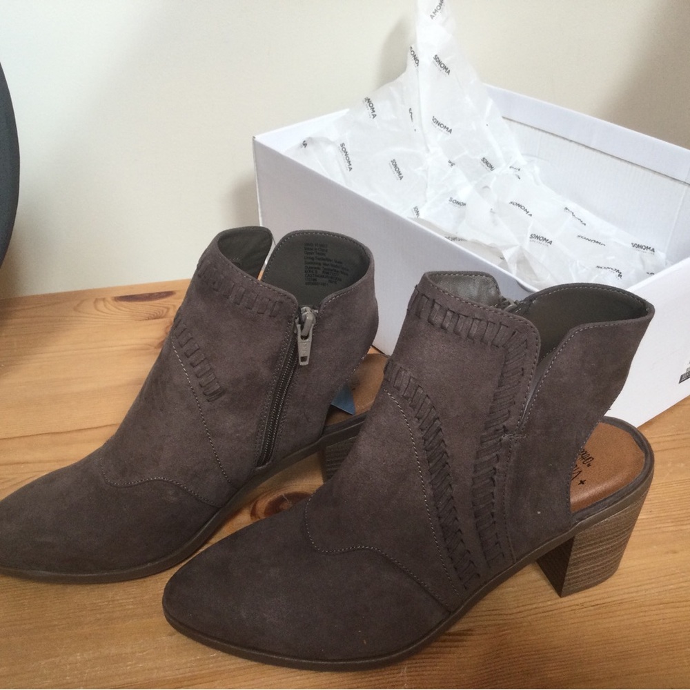 Sonoma Brown Ankle Booties with Suede Finish